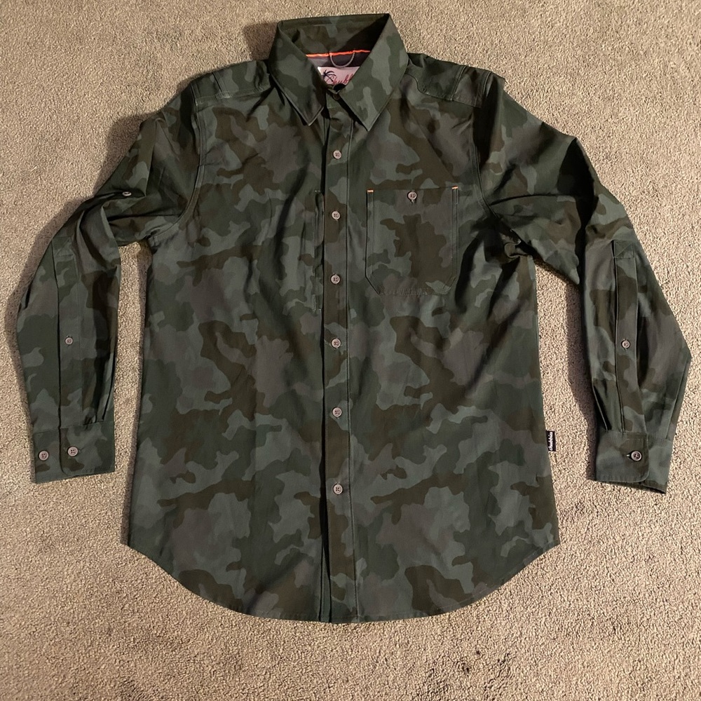 Men’s CUBBIES LONG SLEEVED CAMO SHIRT